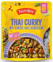 Bild_Thai Curry mit Gemüse und Erdnüssen.jpg